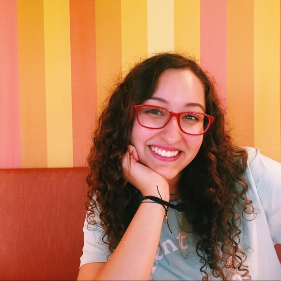 Meet your Posher, Abby - Picture 1 of 1